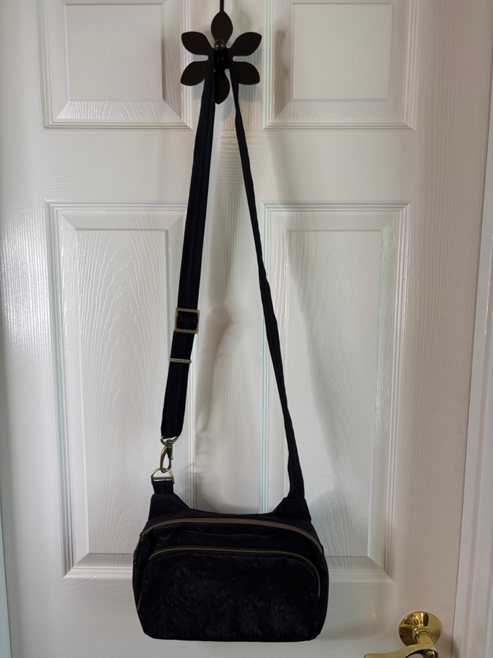 Travelon Black Nylon Crossbody Bag with Adjustable Strap Brass Hardware Pockets!